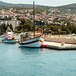 Lejlighed In With Sea View, Balcony, Air Conditioning, Wifi 3492-7 *