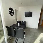 Lejlighed In With Sea View, Balcony, Air Conditioning, Wifi 3492-7 *