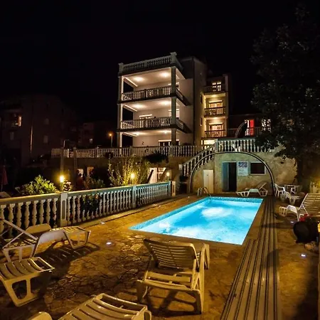 In With Sea View, Balcony, Air Conditioning, Wifi 3492-7 Lejlighed *