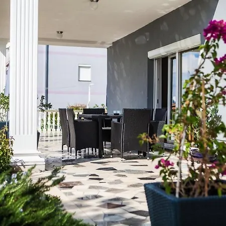 In With Sea View, Balcony, Air Conditioning, Wifi 3492-7 Apartment *