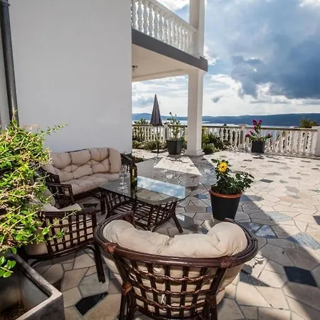 In With Sea View, Balcony, Air Conditioning, Wifi 3492-7 *