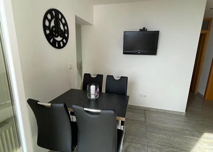 公寓 In With Sea View, Balcony, Air Conditioning, Wifi 3492-7 *